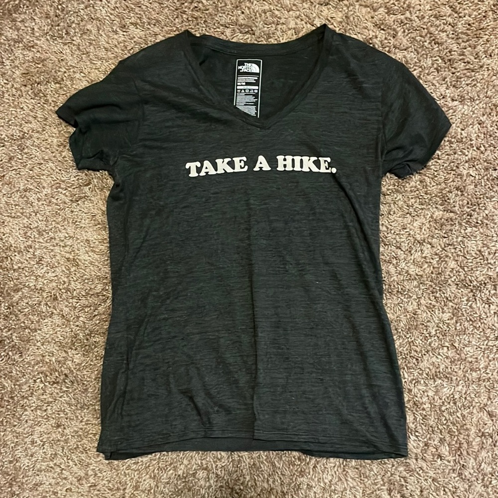 The North Face women’s short sleeve shirt